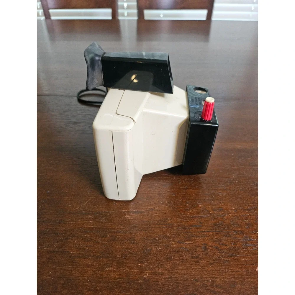 Polaroid Swinger Model 20 Land Camera Vintage Cream Black Instant Film Camera